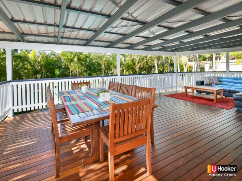 4 Strathford Avenue, Albany Creek QLD 4035