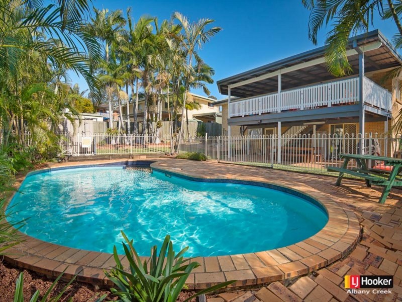 4 Strathford Avenue, Albany Creek QLD 4035