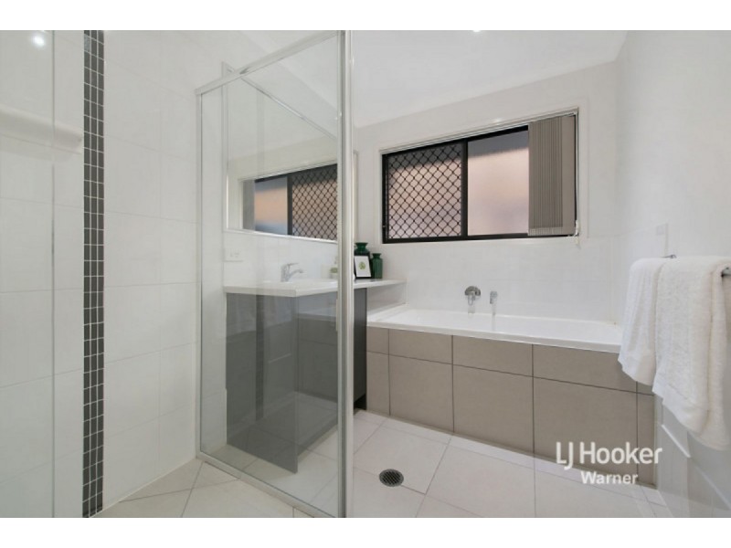 95 Brisbane Road, Warner QLD 4500