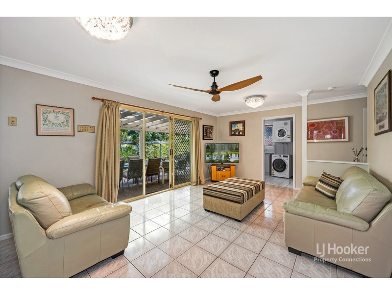 6 Pine Bark Court, Albany Creek QLD 4035