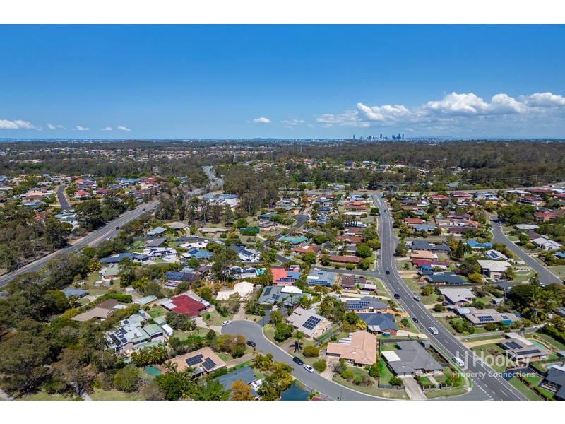 6 Pine Bark Court, Albany Creek QLD 4035