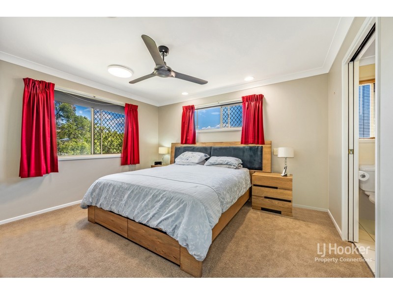 6 Pine Bark Court, Albany Creek QLD 4035