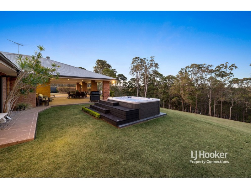 25 Grand View Drive, Ocean View QLD 4521