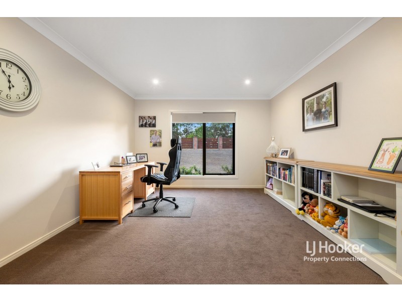 25 Grand View Drive, Ocean View QLD 4521