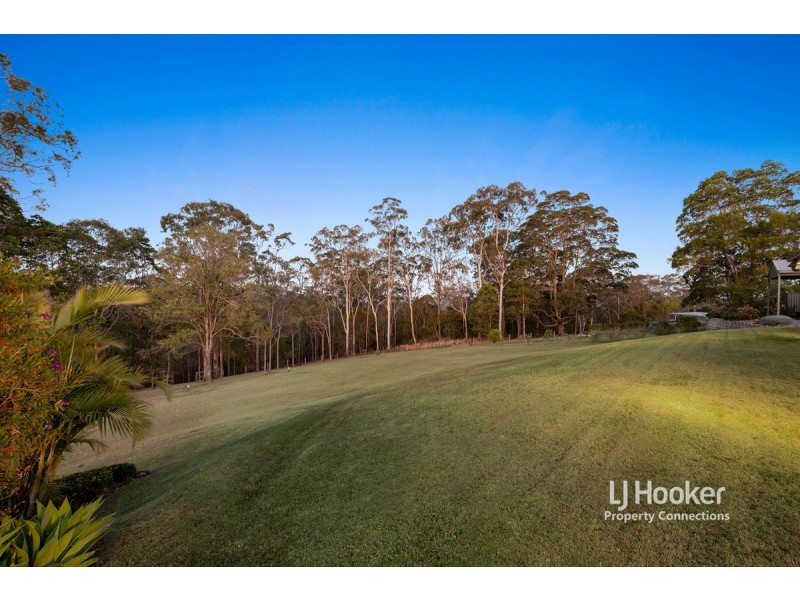 25 Grand View Drive, Ocean View QLD 4521