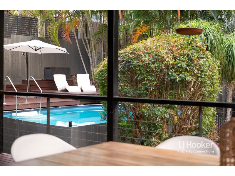 6 Sonora Court, Eatons Hill QLD 4037