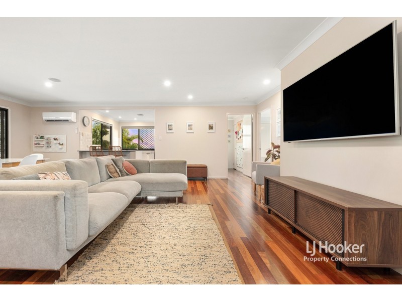 6 Sonora Court, Eatons Hill QLD 4037