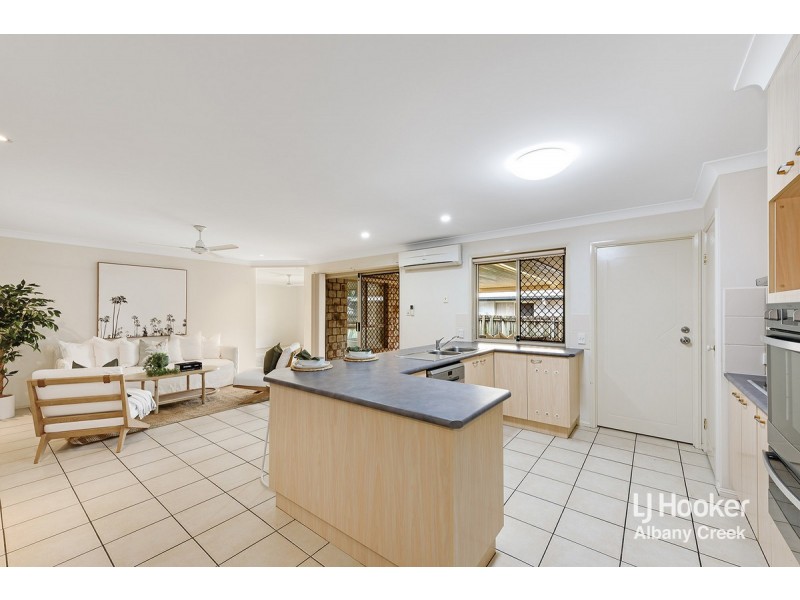 26 Jullyan Street, Albany Creek QLD 4035