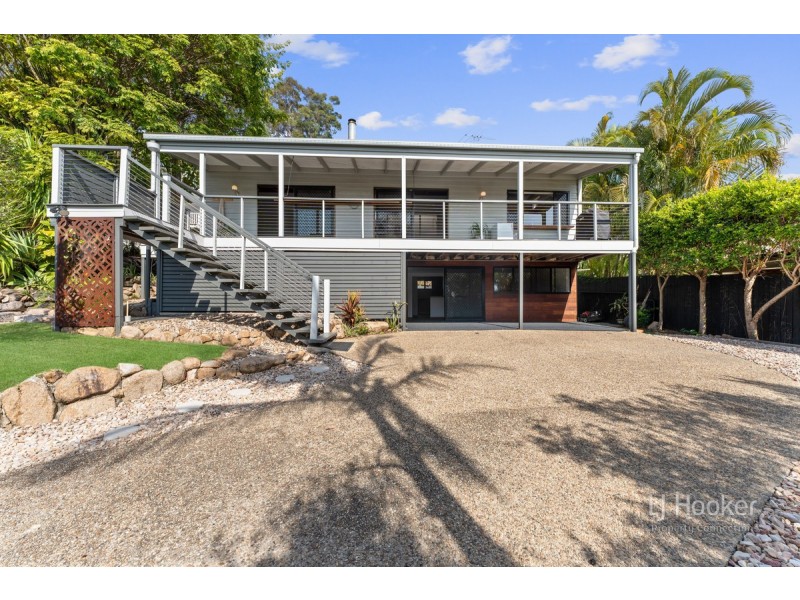 16 Danaus Court, Eatons Hill QLD 4037