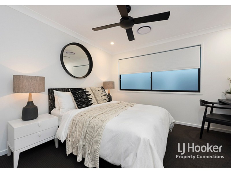 1/60 Leitchs Road South, Albany Creek QLD 4035