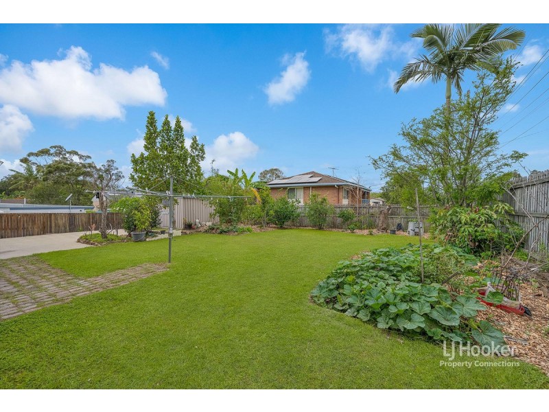 2 Folkstone Avenue, Albany Creek QLD 4035