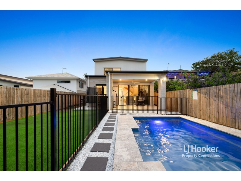 291 Kitchener Road, Stafford Heights QLD 4053