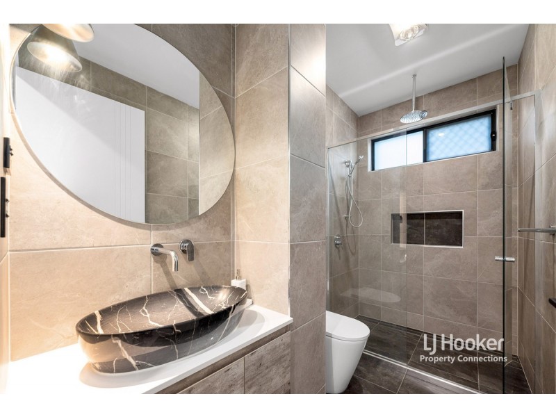 291 Kitchener Road, Stafford Heights QLD 4053