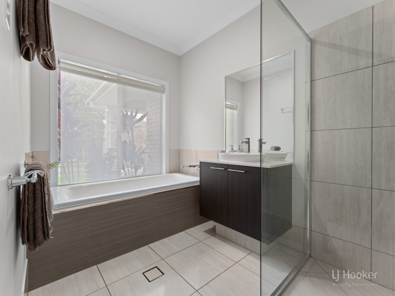 14 McKenzie Place, Warner QLD 4500