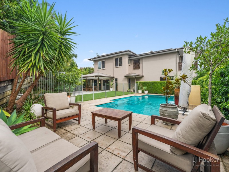 20 Melia Court, Eatons Hill QLD 4037