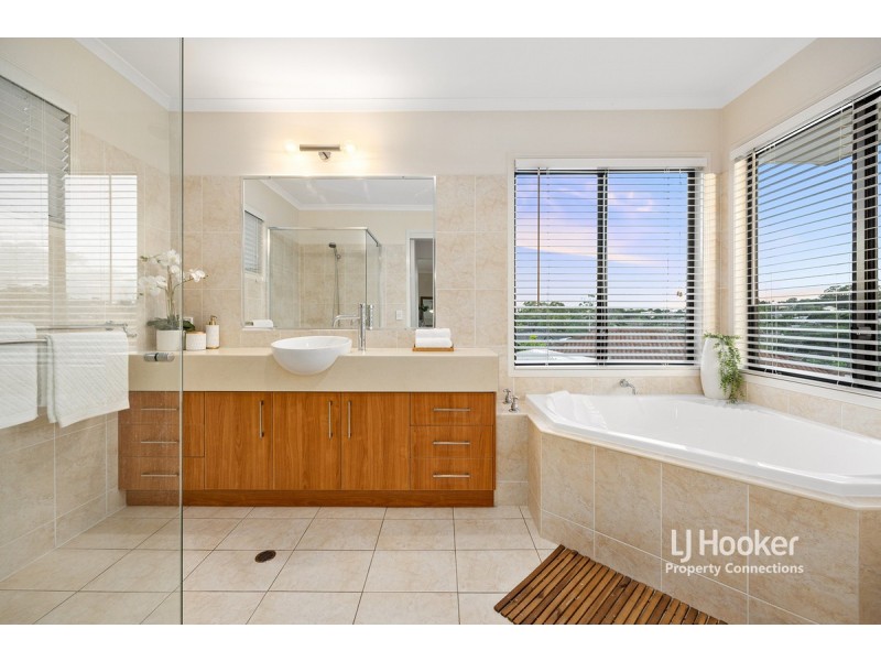 5 Gidgee Court, Albany Creek QLD 4035