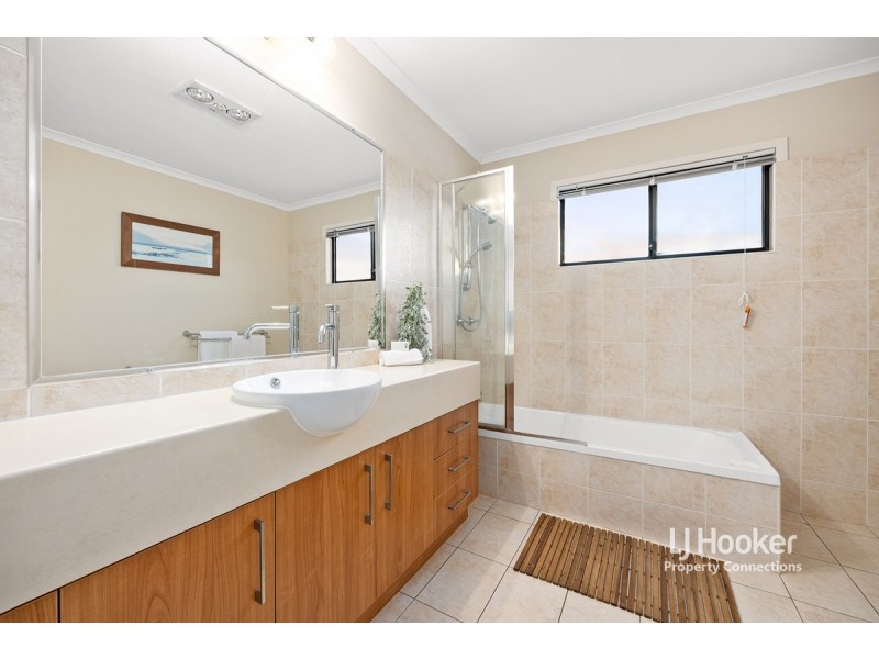 5 Gidgee Court, Albany Creek QLD 4035
