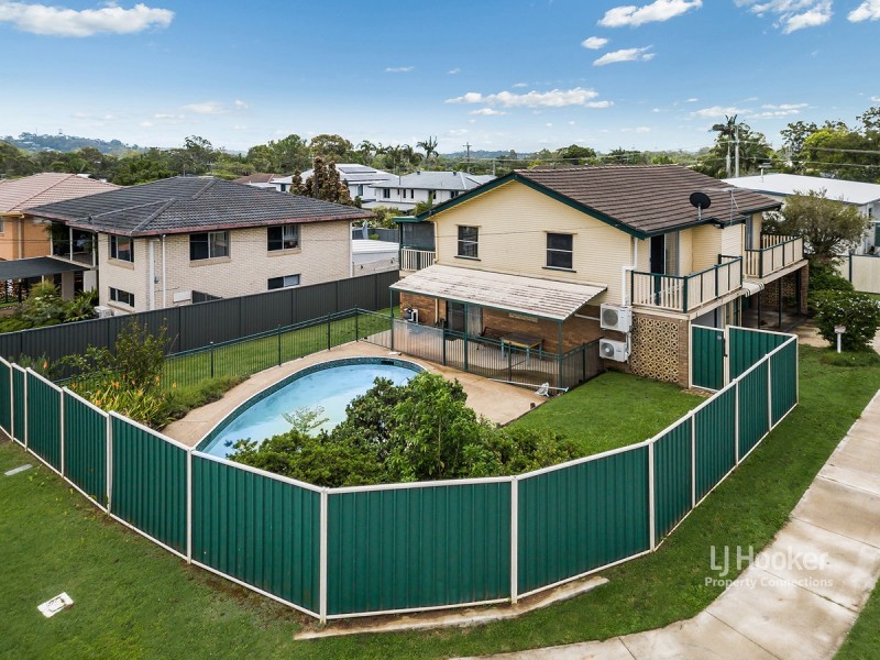 4 Levant Street, Albany Creek QLD 4035