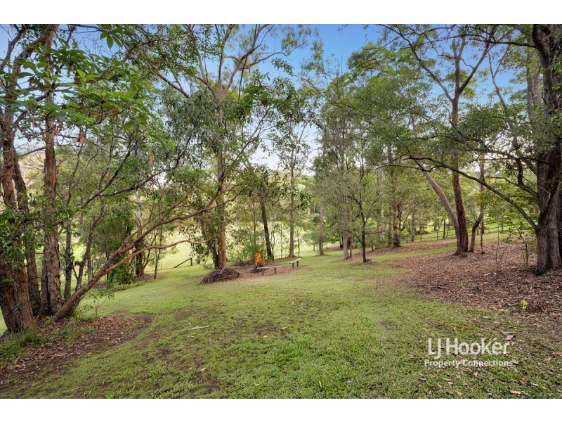 7 Beech Drive, Cashmere QLD 4500