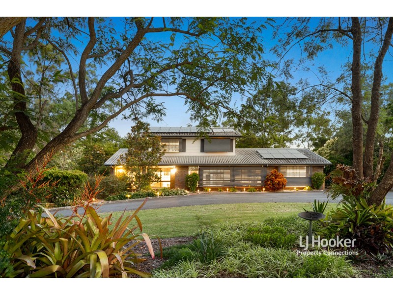 7 Beech Drive, Cashmere QLD 4500
