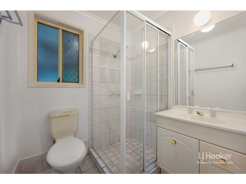 8 Oxley Court, Albany Creek QLD 4035