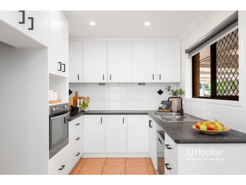 12 Pegasus Avenue, Eatons Hill QLD 4037