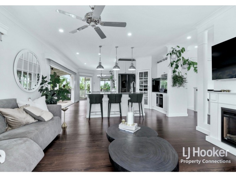 10 Hazelnut Close, Warner QLD 4500