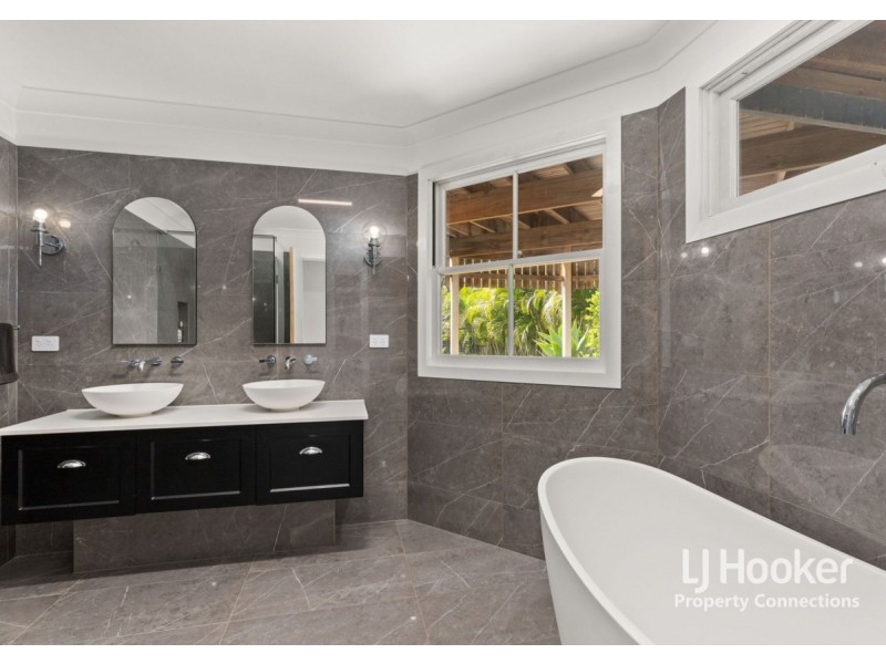 10 Hazelnut Close, Warner QLD 4500