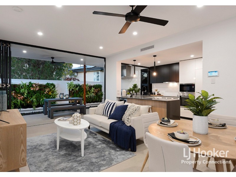 1/60 Leitchs Road South, Albany Creek QLD 4035