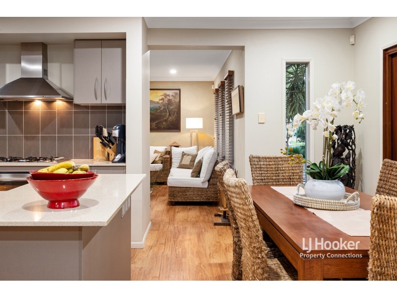 10 Oakwood Road, Warner QLD 4500