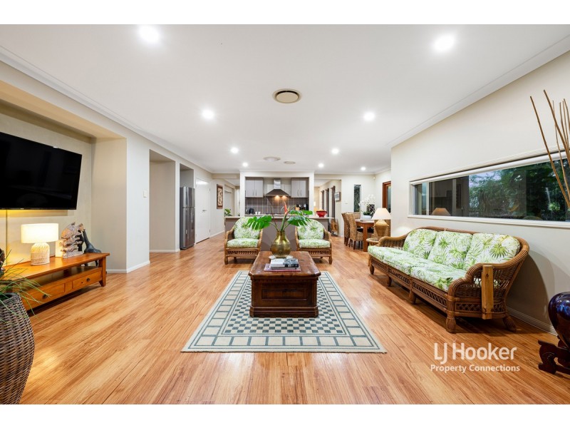 10 Oakwood Road, Warner QLD 4500