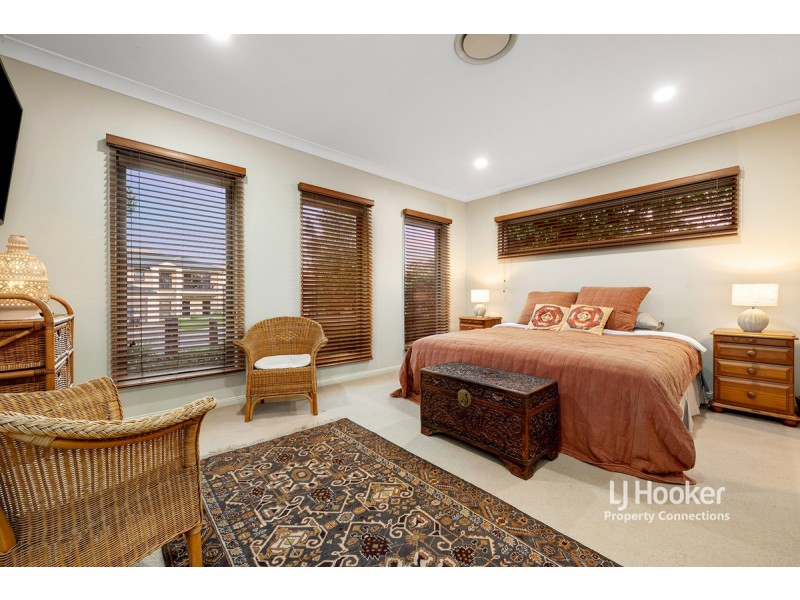 10 Oakwood Road, Warner QLD 4500