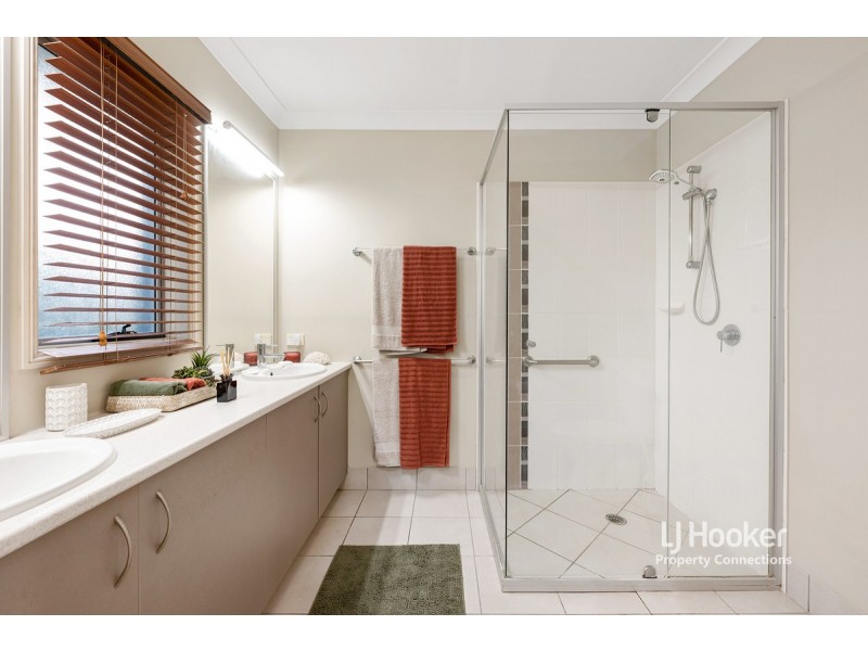 10 Oakwood Road, Warner QLD 4500