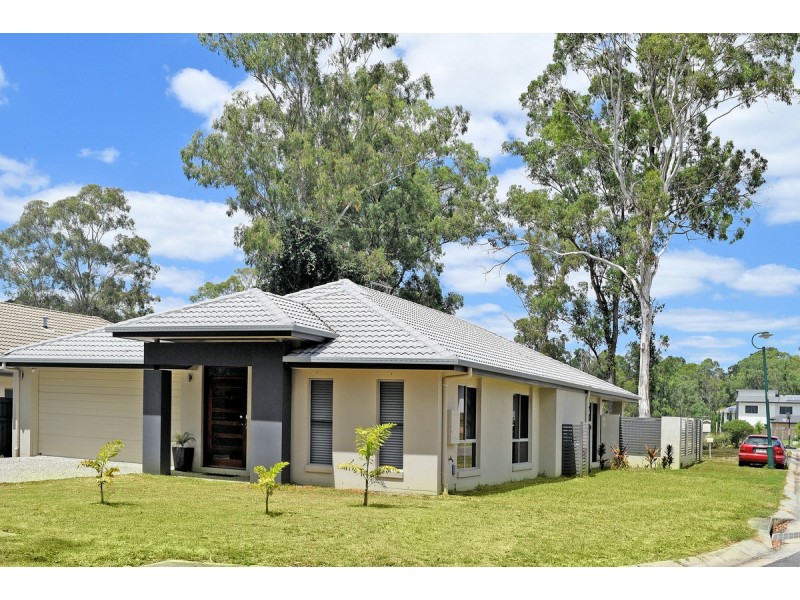 7 Gardenia Court, Bridgeman Downs QLD 4035