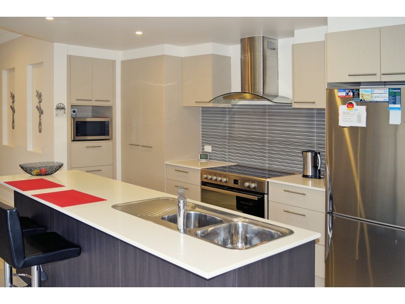 7 Gardenia Court, Bridgeman Downs QLD 4035