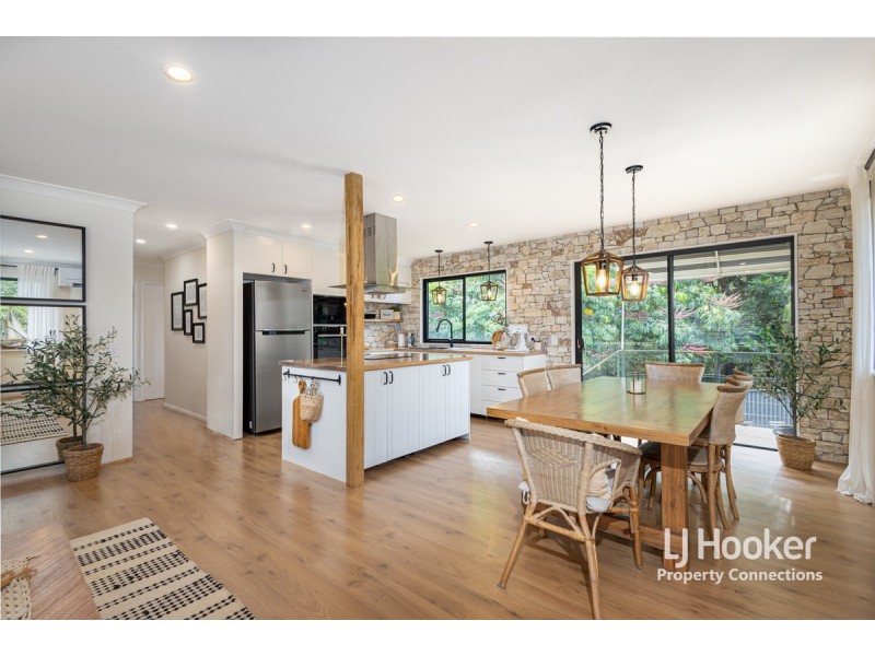 17 Devoran Street, Albany Creek QLD 4035