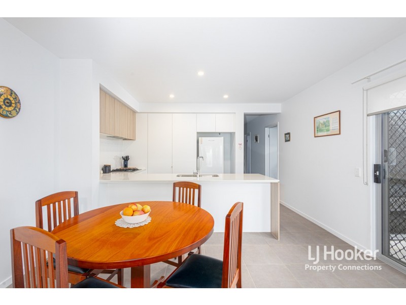 28 Rowley Street, Strathpine QLD 4500