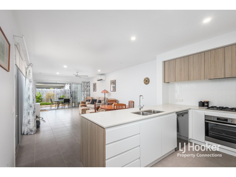 28 Rowley Street, Strathpine QLD 4500
