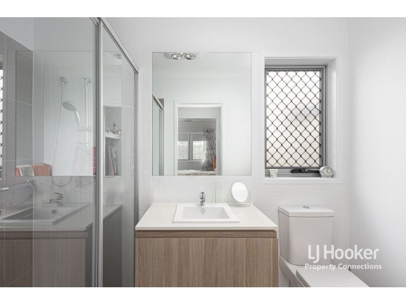 28 Rowley Street, Strathpine QLD 4500