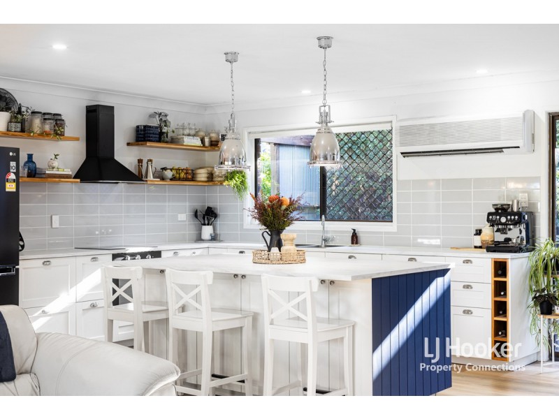 34 Olympus Court, Eatons Hill QLD 4037