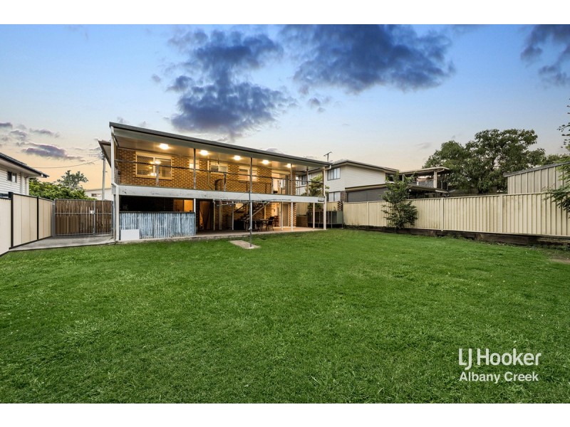 27 Brooks Road, Bray Park QLD 4500