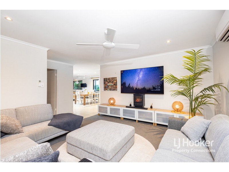 41 Scenic Close, Albany Creek QLD 4035