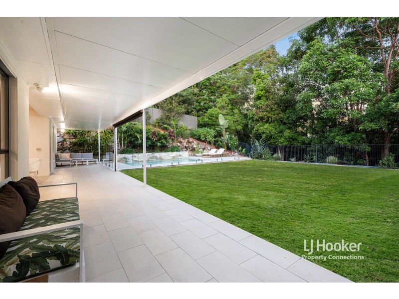 50 Riversleigh Crescent, Eatons Hill QLD 4037