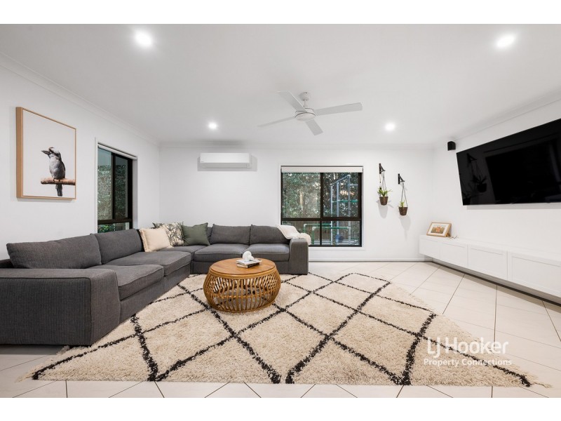 50 Riversleigh Crescent, Eatons Hill QLD 4037