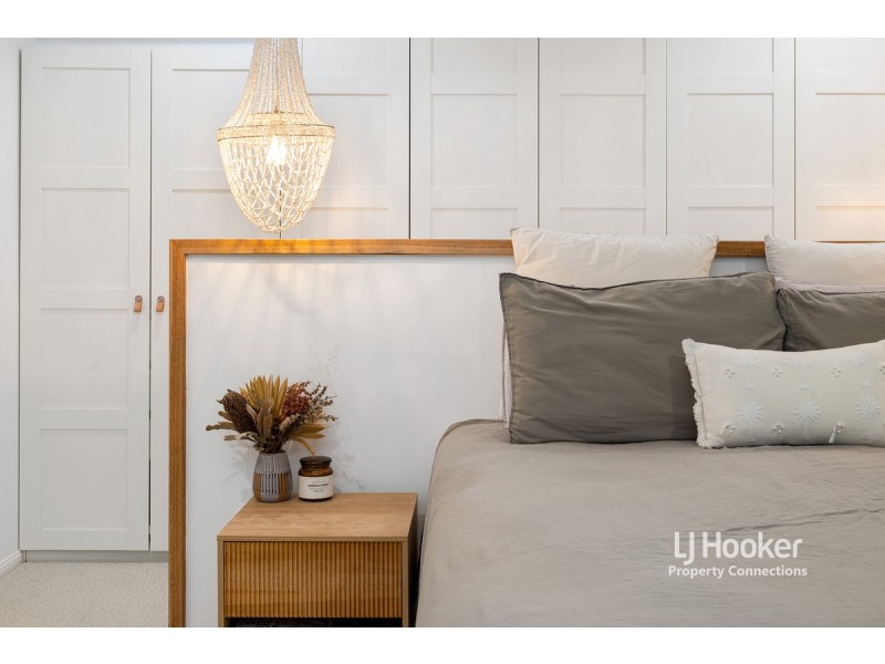 50 Riversleigh Crescent, Eatons Hill QLD 4037