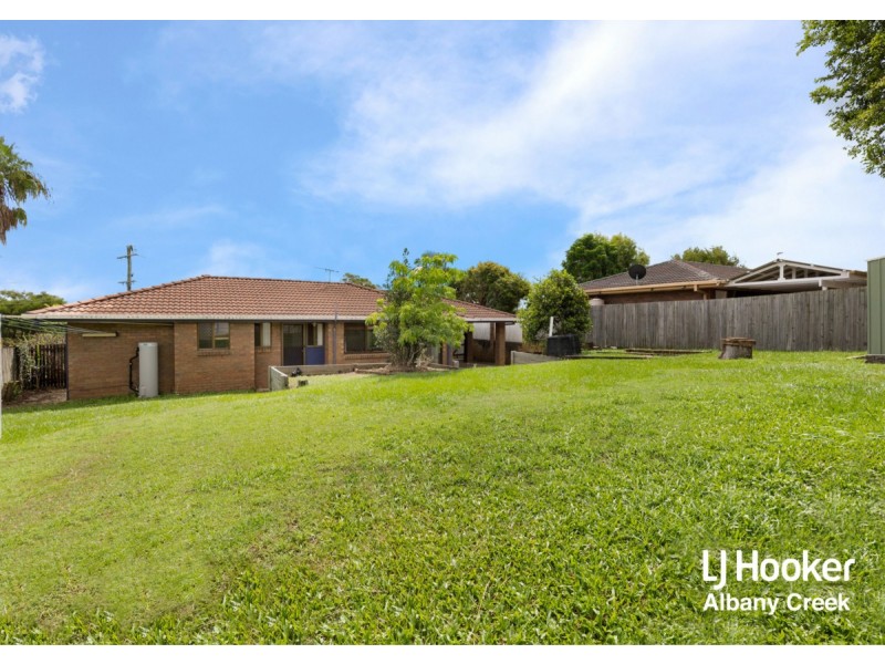24 Flamingo Drive, Albany Creek QLD 4035