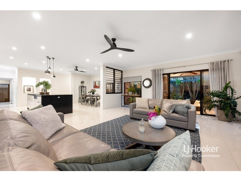 188 Saturn Crescent, Bridgeman Downs QLD 4035