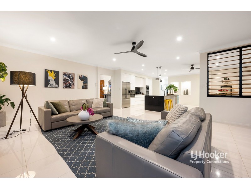 188 Saturn Crescent, Bridgeman Downs QLD 4035