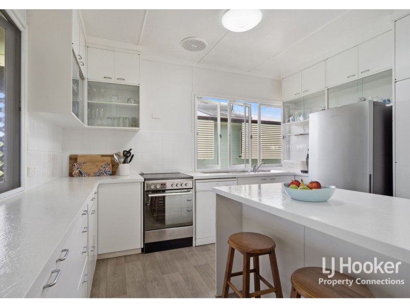 6 Wideview Tce, Arana Hills QLD 4054