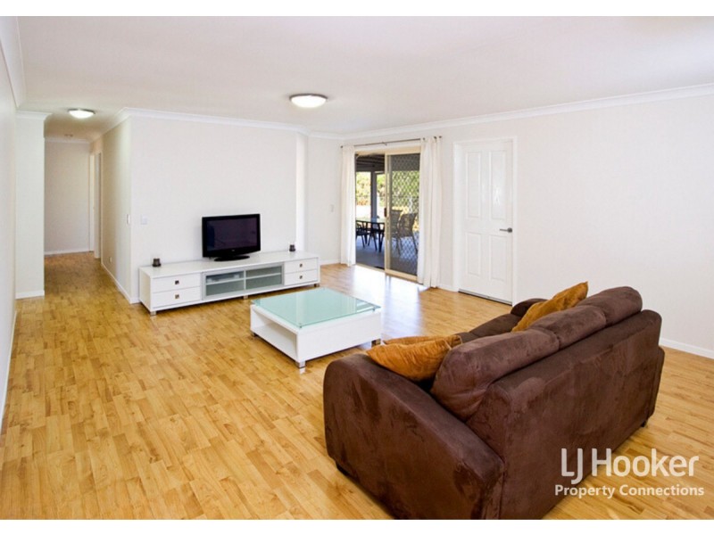 6 Ophelia Crescent, Eatons Hill QLD 4037